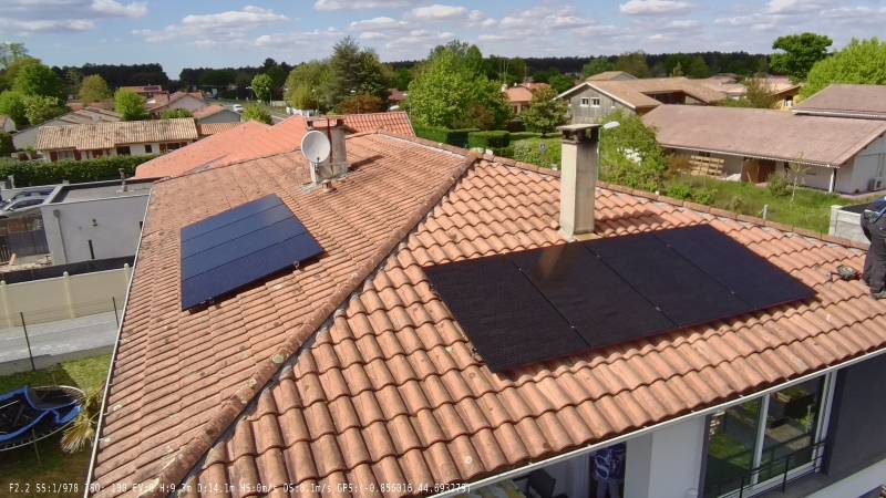 Installation panneaux solaires avec onduleur à Marcheprime